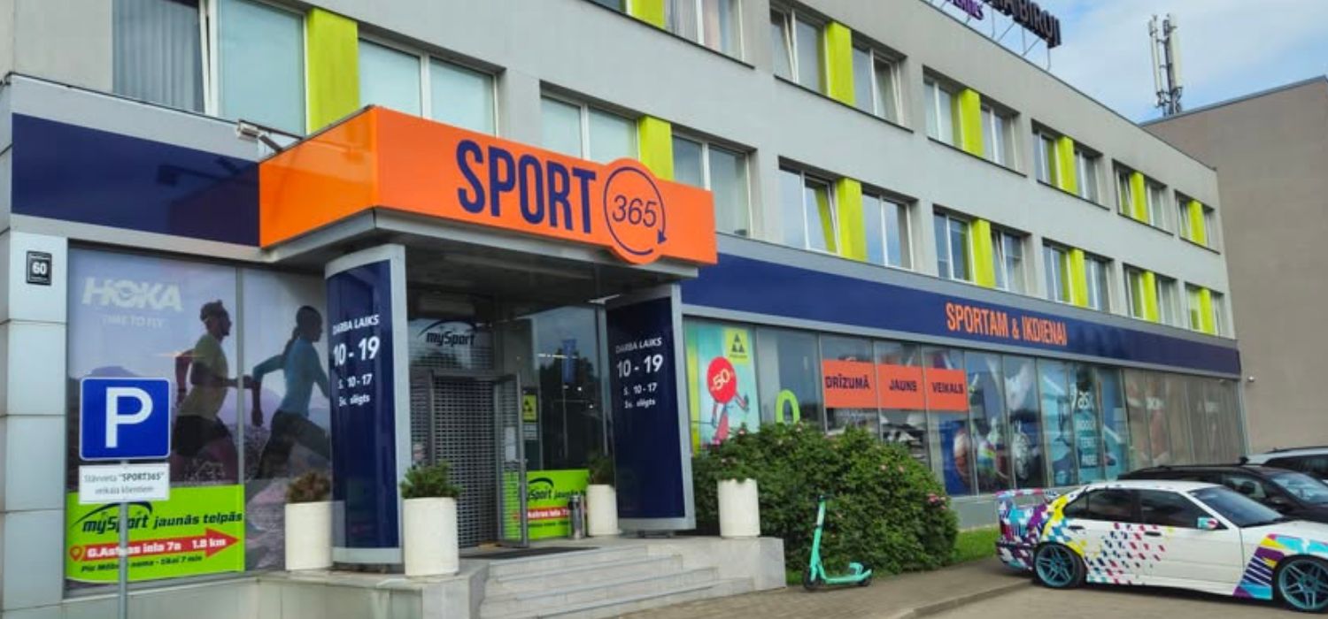 „Sport365“ parduotuvės įėjimas
